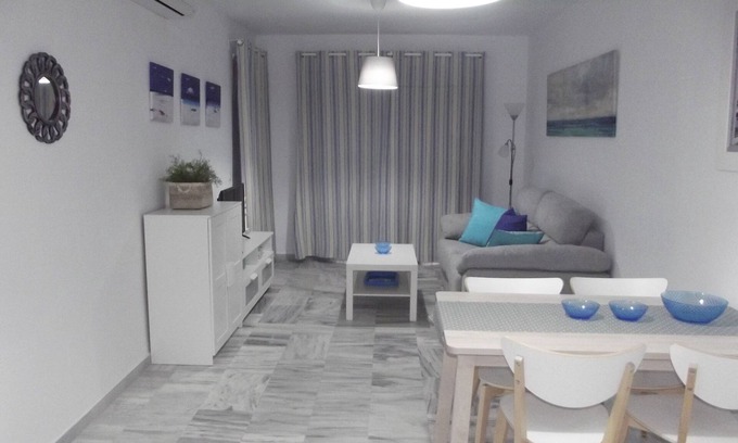 Rincon de la Victoria Apartment | ON THE MARITIME WALK WITH FREE WIFI