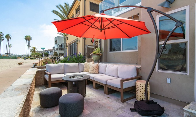 South Mission Beach Condo | On the Sand! Bayfront Ground Floor + AC + Large Patio