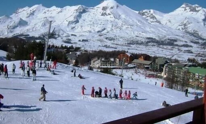 Le Devoluy Apartment | on the slopes with panoramic views of the area