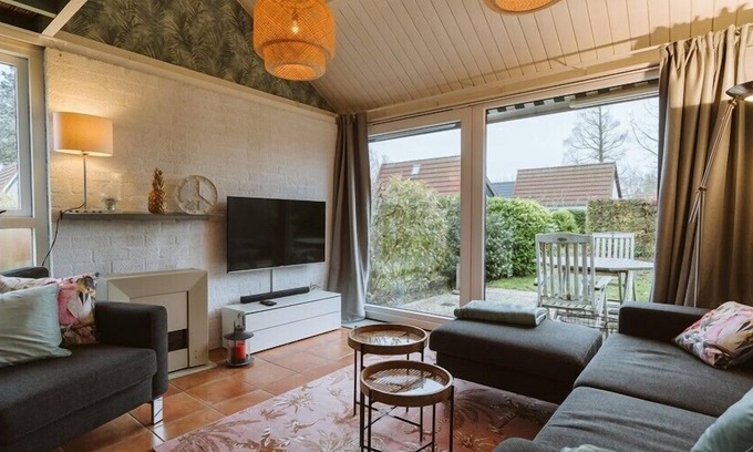 Stellendam House | Onderdemolen 108 comfortable Holidayhome near the North Sea
