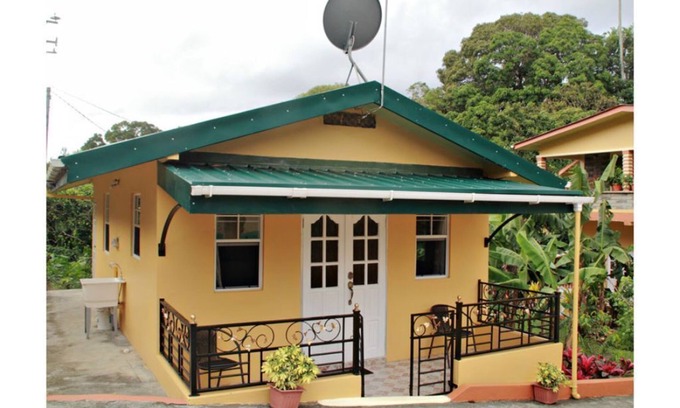Les Coteaux Bed & Breakfast | ONE BEDROOM APARTMENT