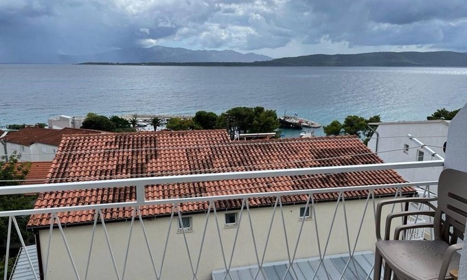 Blato Apartment | One bedroom apartment with balcony and sea view Živogošće - Blato, Makarska (A-22253-e)