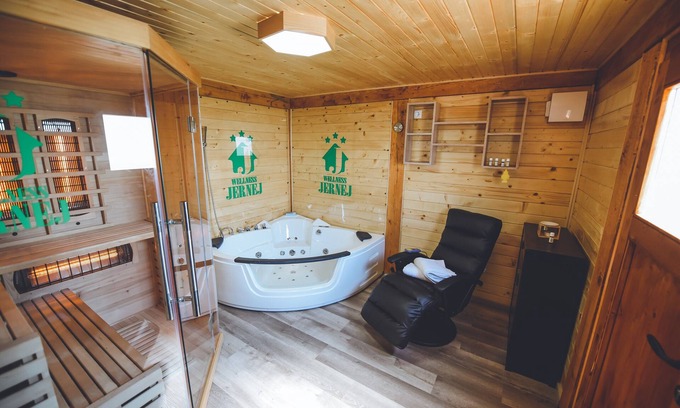 Brezice Apartment | One Bedroom Apartment Marjana with Onsite Wellness