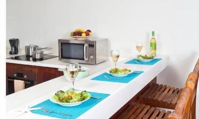 Belleplaine Apartment | One Bedroom Suite @ Santosha Holiday Apartments D