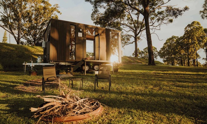 Rainbow Flat House | One-Gaea by Tiny Away
