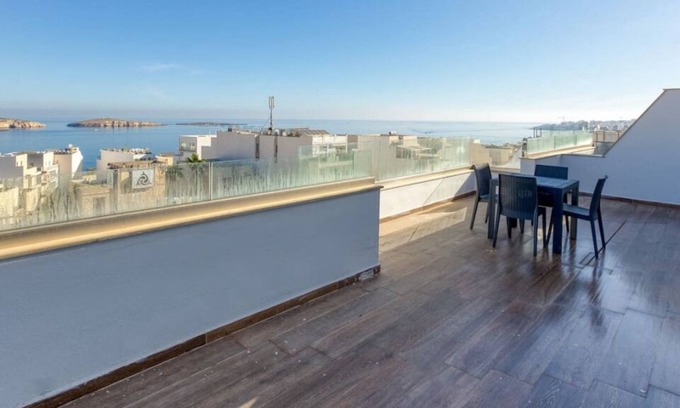 St. Paul's Bay Apartment | One of a kind 4BR penthouse with terrace & views