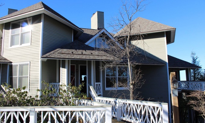 Nellysford House | One of the Best Views in Wintergreen!