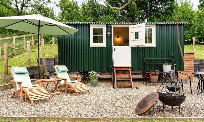 Oakford Cottage | ONNEN, pet friendly, with open fire in Aberaeron