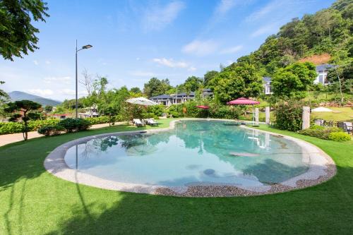 Ky Son Villa | Onsen Villas - Venuestay