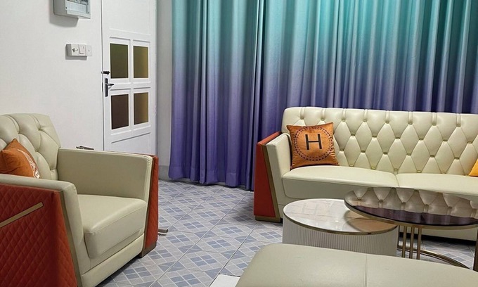 Male House | Ontrack Travel Transit Hotel