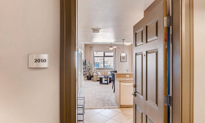 Downtown Las Vegas Condo | Opulent Ogden Luxury High Rise 20th floor Queen