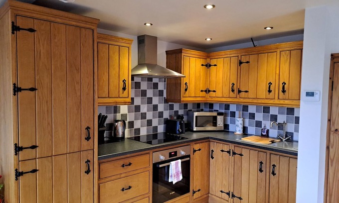 Checkley Cottage | Orchard Cottage