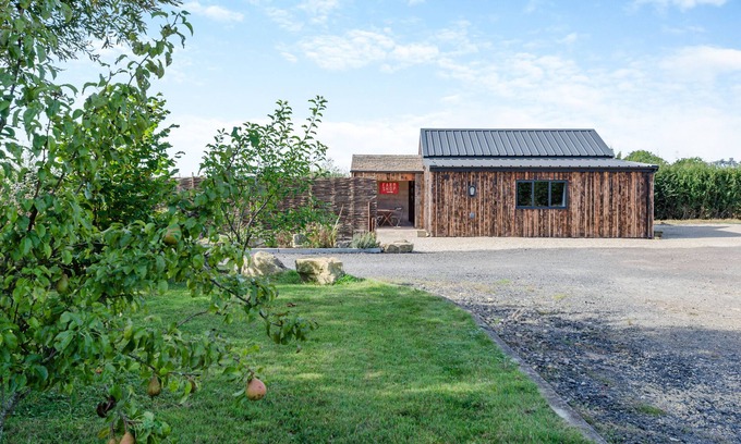 Evesham House | Orchard Farm Retreat