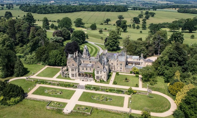 Lullington Hotel | Orchardleigh Estate