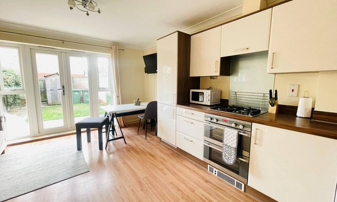 Cambridge Apartment | Orchid House in Cambridge
