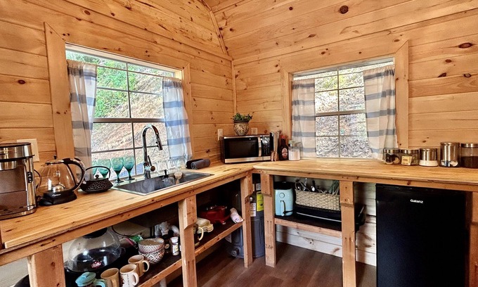 Cosby Cabin | Organic Cabin Near Gatlinburg