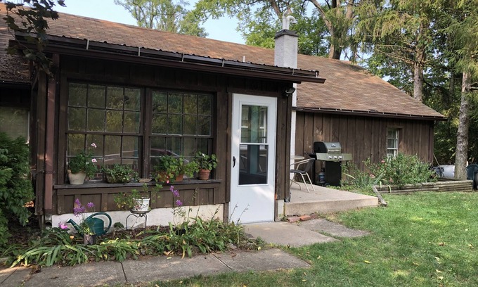 Spring Mills Cottage | Organic Farm Cottage near Penn State
