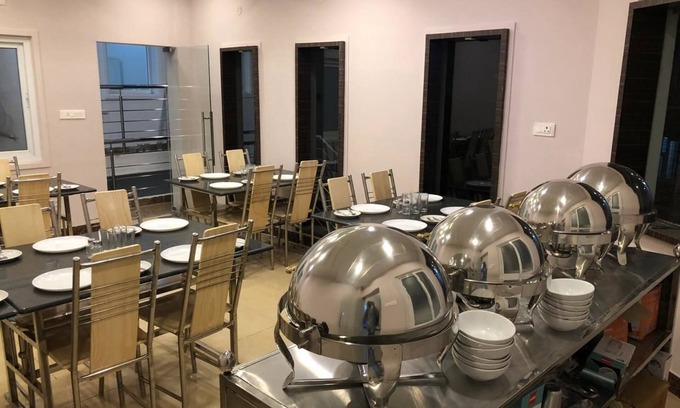 Stone House Area Hotel | Oriental Grand