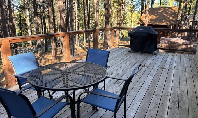 Black Bart House | Ormsby House 1489O 4 Bedroom Home by RedAwning