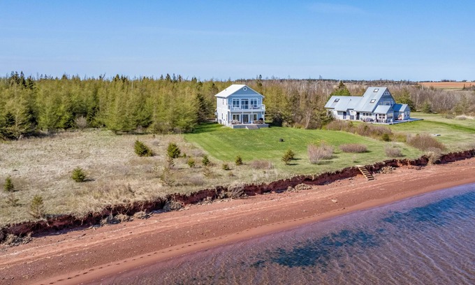 Malpeque Cottage | Osprey Nest in Stunning PEI