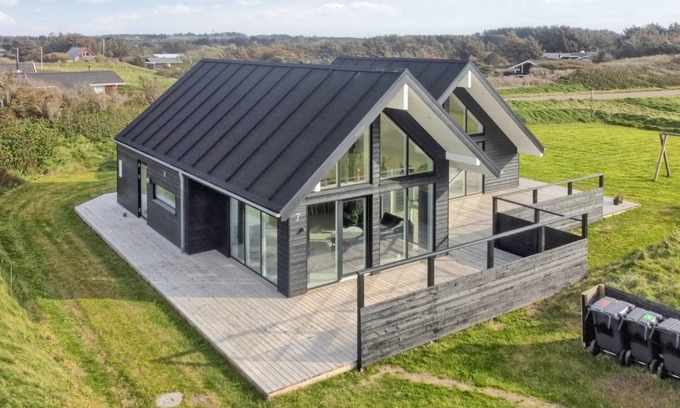 Lonstrup House | "Othinkarl" - 100m from the sea by Interhome