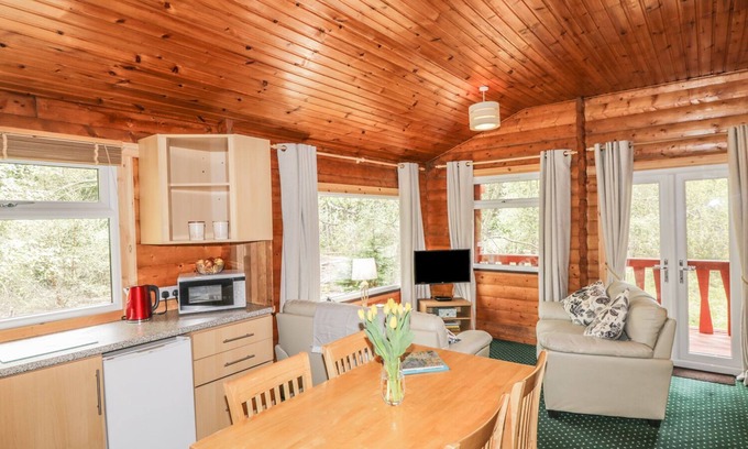 Marybank Cottage | Otter Lodge