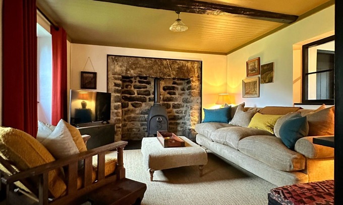 Easterside Cottage | Otterhills Cottage 2 bedroom
