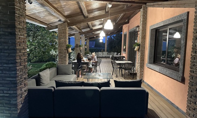 Tremestieri Etneo Bed & Breakfast | OttoMood B&B