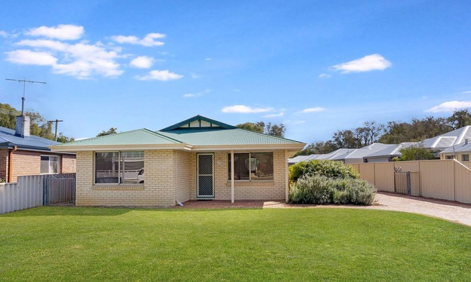 West Busselton House | Our Beach House- Busselton