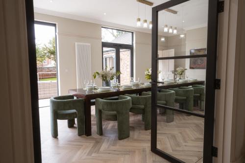 Lincoln House | Our House Collective - Luxury Stay in Lincoln City Centre, Hot tub, Sleeps 16