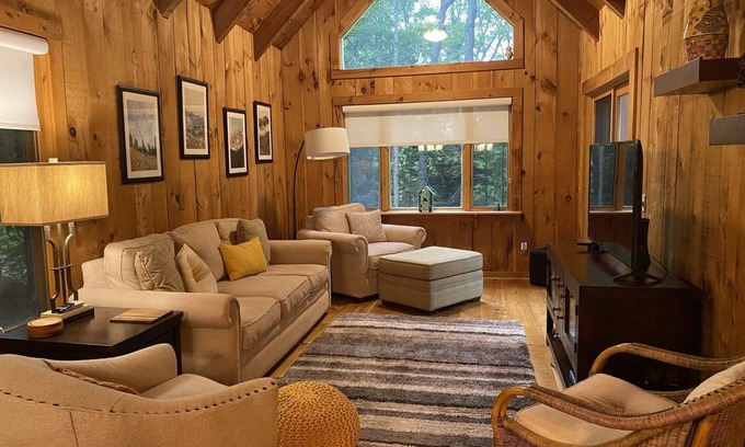 Wilmington House | Outdoor Enthusiasts Paradise in Beautiful Vermont!