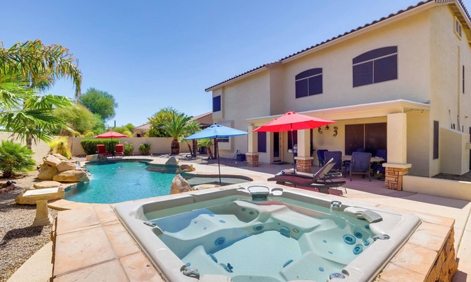 Canyon Trails House | Outdoor Living Space: Sunny Retreat in Goodyear!