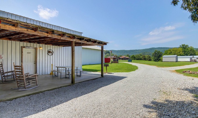 Winona Apartment | Outdoorsy Huntsville Getaway: ATV Authorized Route