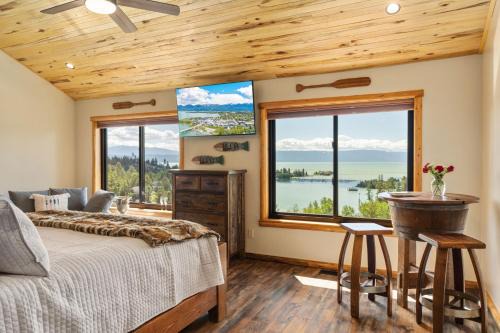 Somers Bed & Breakfast | Outlook Inn Bed and Breakfast