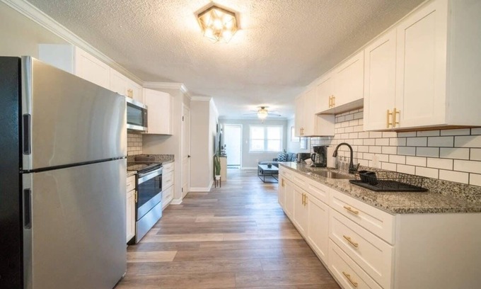 East Ocean View Apartment | OV Mosaic - Buoy Suite
