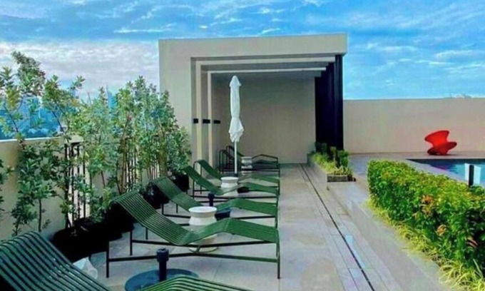 Lahug Condo | Overlooking CityView Near IT park Free Pool,WiFi