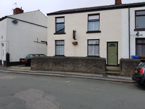 Hazel Grove Bed & Breakfast | Overnight Stays Stockport