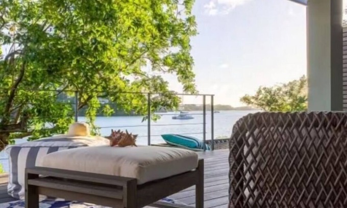 Morne Rouge Villa | Overwater Canopy, Huge Waterfront Verandah, Outdoor Kitchen & Dinning!