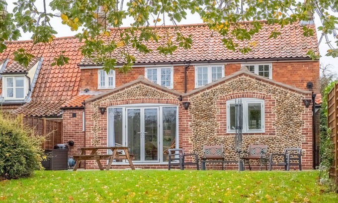 Great Snoring House | Owl Cottage, Great Snoring, Norfolk