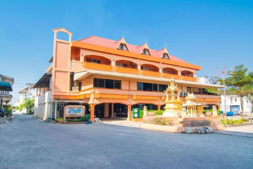 Khao Noi Hotel | OYO 534 Phasuk Hotel