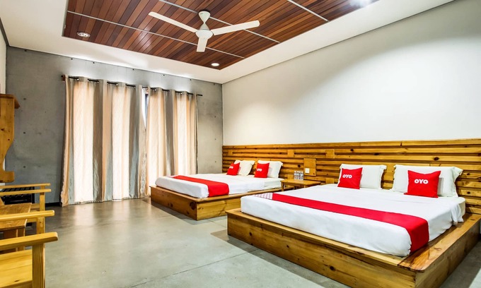 Ayer Tawar Hotel | OYO 89454 Hotel Pavilion Inn