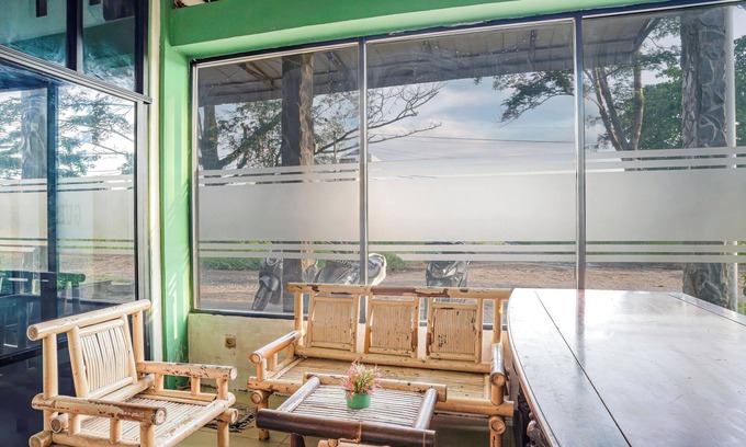 Singkawang Hotel | OYO 92609 Guest House Malay Singkawang