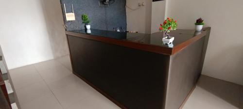 Pangkajene Hotel | OYO 92659 Wisma Deli Syariah Near RSUD Nene Mallomo Sidenreng Rappang