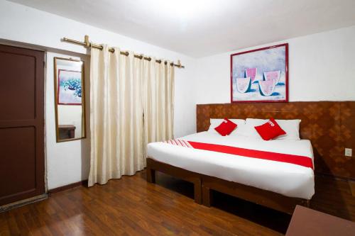 Guadalajara Municipality Hotel | OYO Hotel Brazil,Guadalajara,Estadio Jalisco