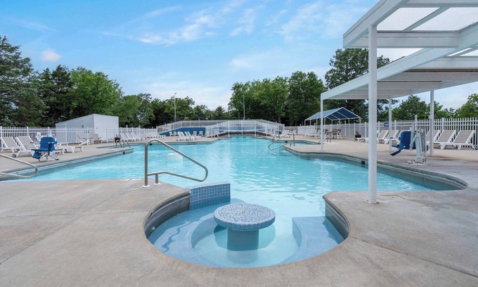 Kimberling City Condo | Ozark Mountain Oasis - For 7!