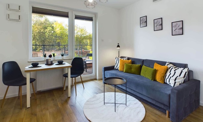 Targowek Apartment | Płosa 3 | Atmospheric studio | Balcony