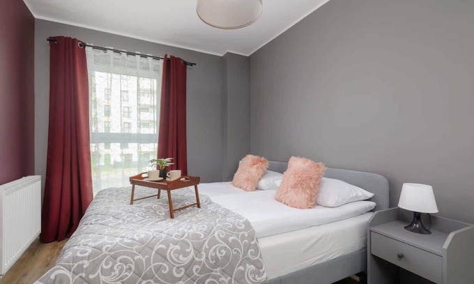 Pradnik Bialy Apartment | Pachońskiego 7A | Kraków | Stylish Apartment | Parking