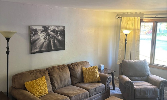 Ashwaubenon House | Packerland 1: Perfectly located Green Bay Home, Minutes from Lambeau and Airport