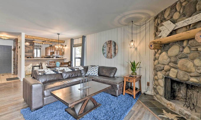 Pagosa Springs Condo | Pagosa Springs Condo w/Patio, 4 Mi to Hot Springs