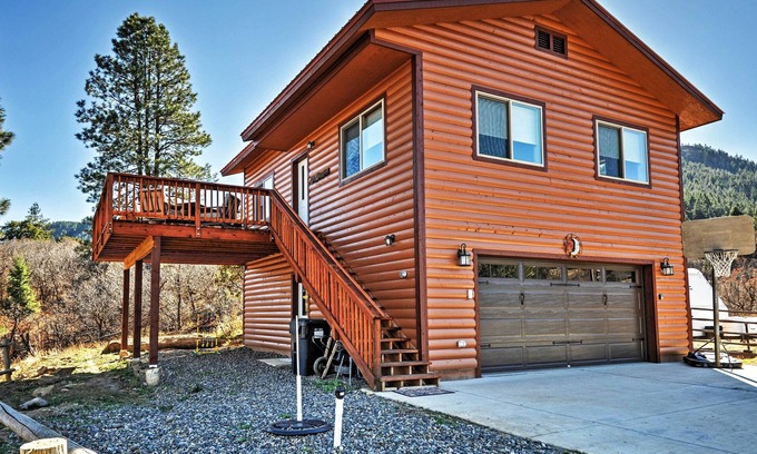 Pagosa Springs Apartment | Pagosa Springs Escape w/Deck, Hot Tub & Grill!